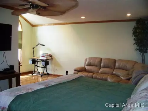 8204 Hunt Rd, Springfield, IL 62712 photo 14