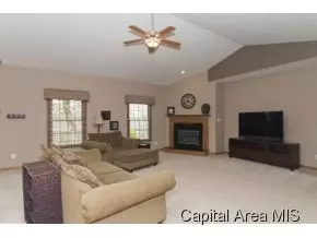 6109 Willow Spgs, Springfield, IL 62712 photo 2