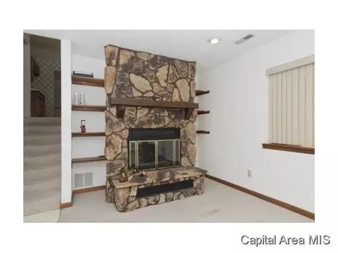 400 Barons Rd, Springfield, IL 62704 photo 8
