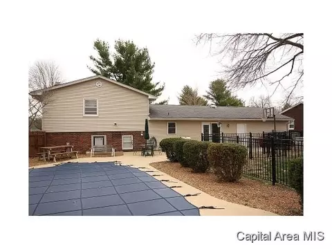 2523 Miami Trl, Springfield, IL 62702 photo 2