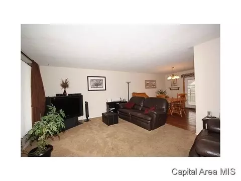 2523 Miami Trl, Springfield, IL 62702 photo 7