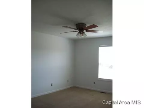 2910 Ocala Ln, Springfield, IL 62702 photo 7