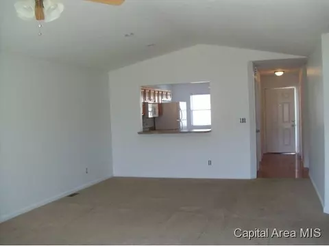 2910 Ocala Ln, Springfield, IL 62702 photo 2
