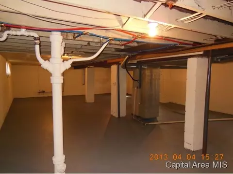 2445 S 6th Street St, Springfield, IL 62703 photo 6