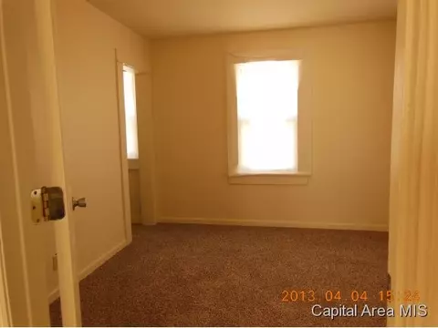2445 S 6th Street St, Springfield, IL 62703 photo 5
