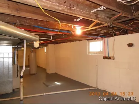 2445 S 6th Street St, Springfield, IL 62703 photo 7