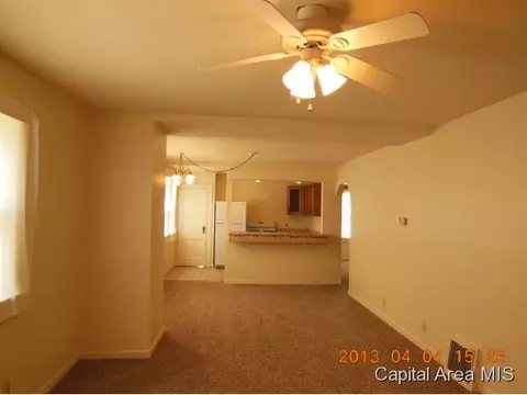 2445 S 6th Street St, Springfield, IL 62703 photo 2