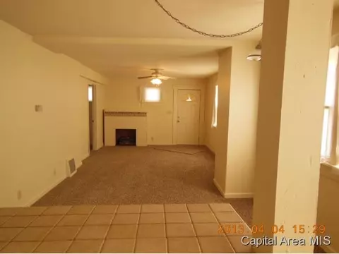 2445 S 6th Street St, Springfield, IL 62703 photo 3