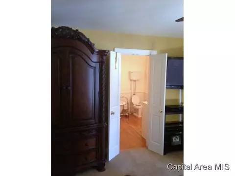1957 Outer Park Dr, Springfield, IL 62704 photo 22