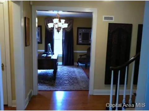 1957 Outer Park Dr, Springfield, IL 62704 photo 14