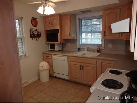 24 Longbow Ln, Springfield, IL 62704 photo 5