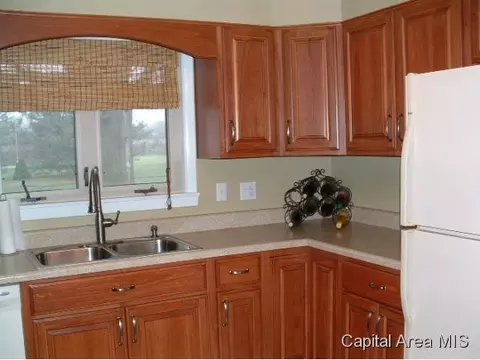 45 Glen Aire Dr, Springfield, IL 62703 photo 6