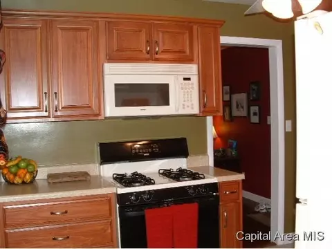 45 Glen Aire Dr, Springfield, IL 62703 photo 7