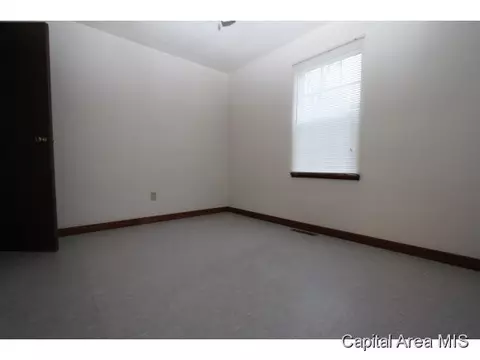 2133 S 19th, Springfield, IL 62703 photo 6