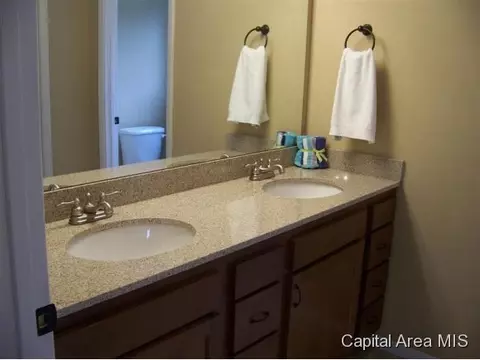 70 Crusaders, Springfield, IL 62704 photo 16