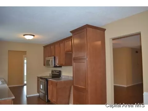 70 Crusaders, Springfield, IL 62704 photo 11