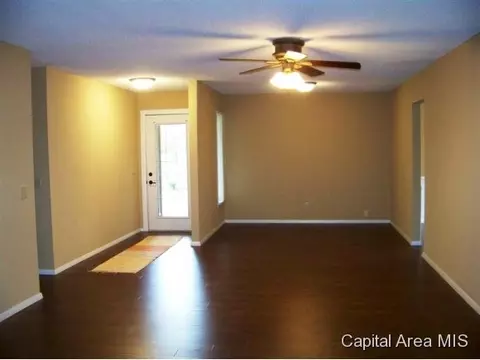 70 Crusaders, Springfield, IL 62704 photo 3