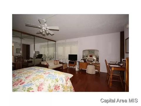 5 Washington Pl, Springfield, IL 62702 photo 8