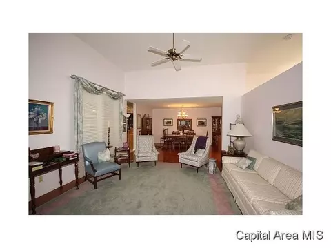 5 Washington Pl, Springfield, IL 62702 photo 17