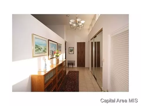 5 Washington Pl, Springfield, IL 62702 photo 13