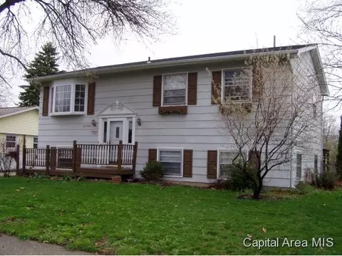 2325 Queensway, Springfield, IL 62703 photo 1