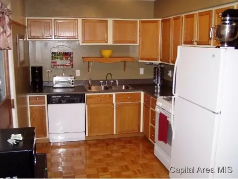 2325 Queensway, Springfield, IL 62703 photo 6