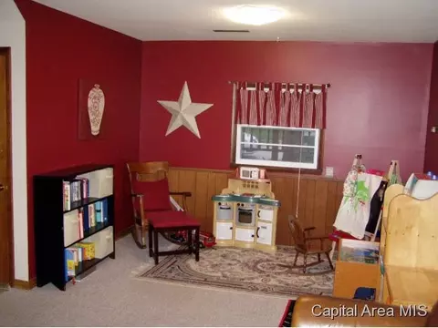 2325 Queensway, Springfield, IL 62703 photo 12