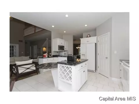 6212 Northampton, Springfield, IL 62711 photo 9