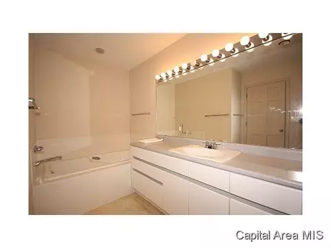 36 Turnberry Pl, Springfield, IL 62704 photo 22