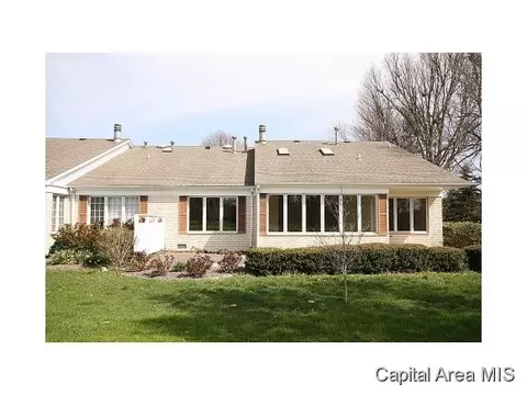 36 Turnberry Pl, Springfield, IL 62704 photo 2