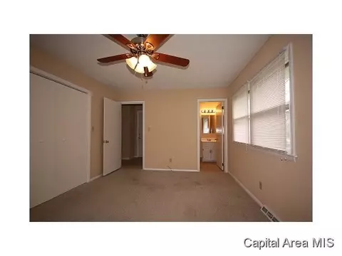 33 Providence, Springfield, IL 62711 photo 18
