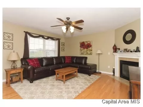 2908 Tanner, Springfield, IL 62702 photo 3