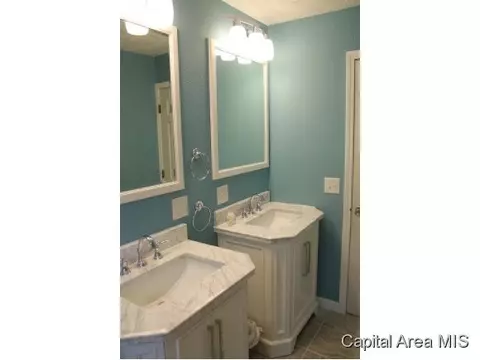 2313 S Park, Springfield, IL 62704 photo 14