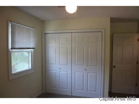 2313 S Park, Springfield, IL 62704 photo 19
