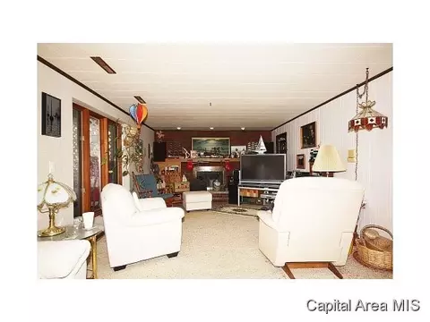 1023 E Lake Shore Dr, Springfield, IL 62707 photo 3