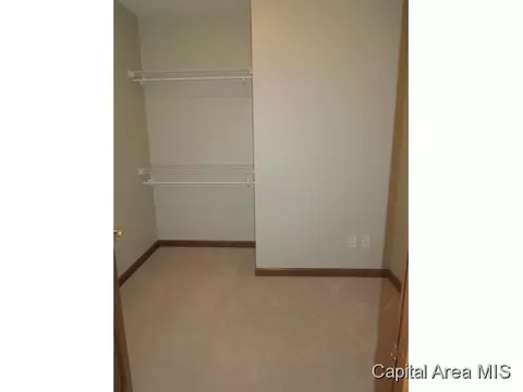 2807 Wordsworth, Springfield, IL 62711 photo 10
