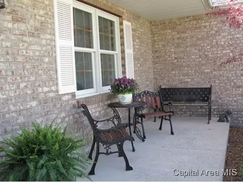 2008 Attenborough Ct, Springfield, IL 62704 photo 2