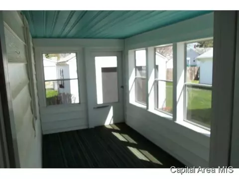 2040 N 6th St, Springfield, IL 62702 photo 6