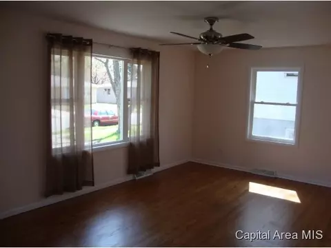 13 Bel Aire, Springfield, IL 62703 photo 2