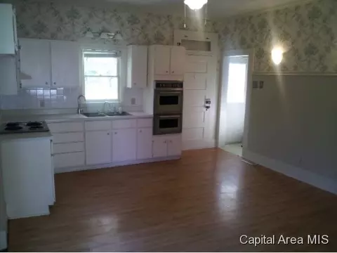 502 E Main, Moweaqua, IL 62550 photo 2