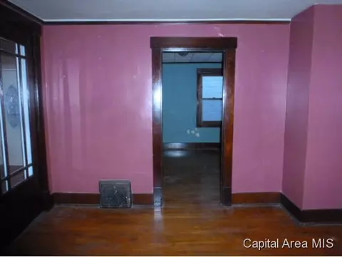 1529 Carolina Ave, Springfield, IL 62702 photo 4