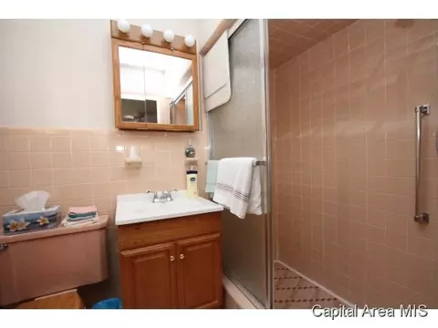 2114 S Park, Springfield, IL 62704 photo 10