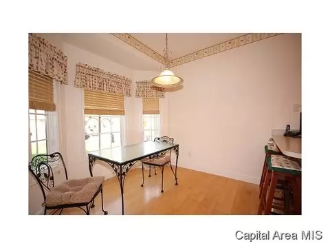2718 Kitty Hawk Ct, Springfield, IL 62711 photo 8