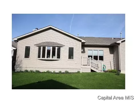 2718 Kitty Hawk Ct, Springfield, IL 62711 photo 2