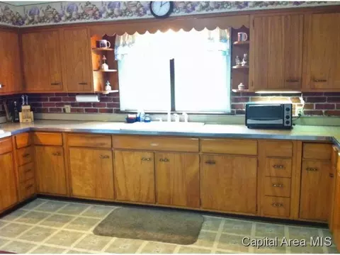 1109 N Koke Ml, Springfield, IL 62711 photo 3