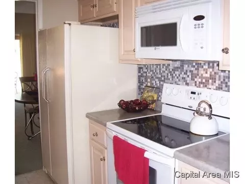 14 Country Pl, Springfield, IL 62703 photo 16