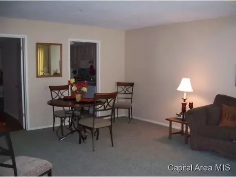 14 Country Pl, Springfield, IL 62703 photo 9