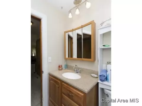 412 Star, Springfield, IL 62707 photo 8