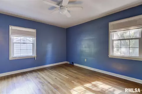 2320 S State St, Springfield, IL 62704 photo 6