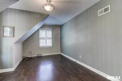 2320 S State St, Springfield, IL 62704 photo 10